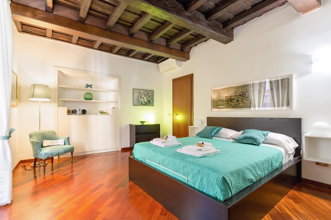 Rome As You Feel - Panisperna Apartment Bagian luar foto