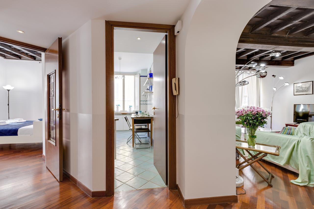 Rome As You Feel - Panisperna Apartment Bagian luar foto